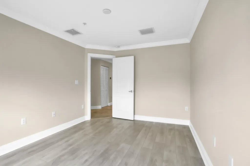 1362 Bayview Drive Fort Lauderdale FL 33304
