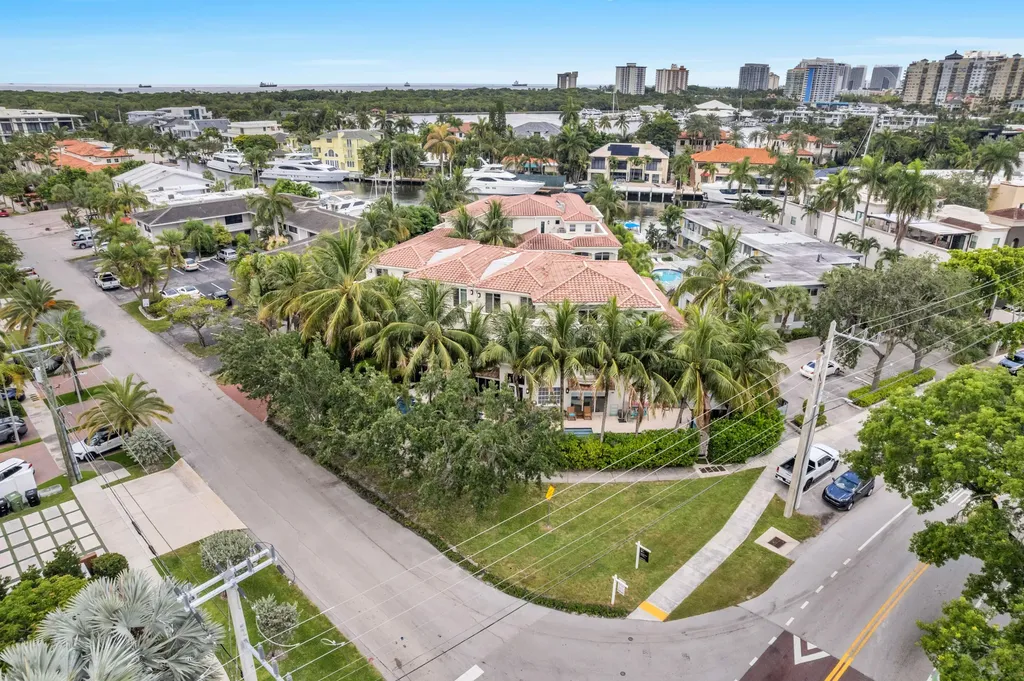 1362 Bayview Drive Fort Lauderdale FL 33304