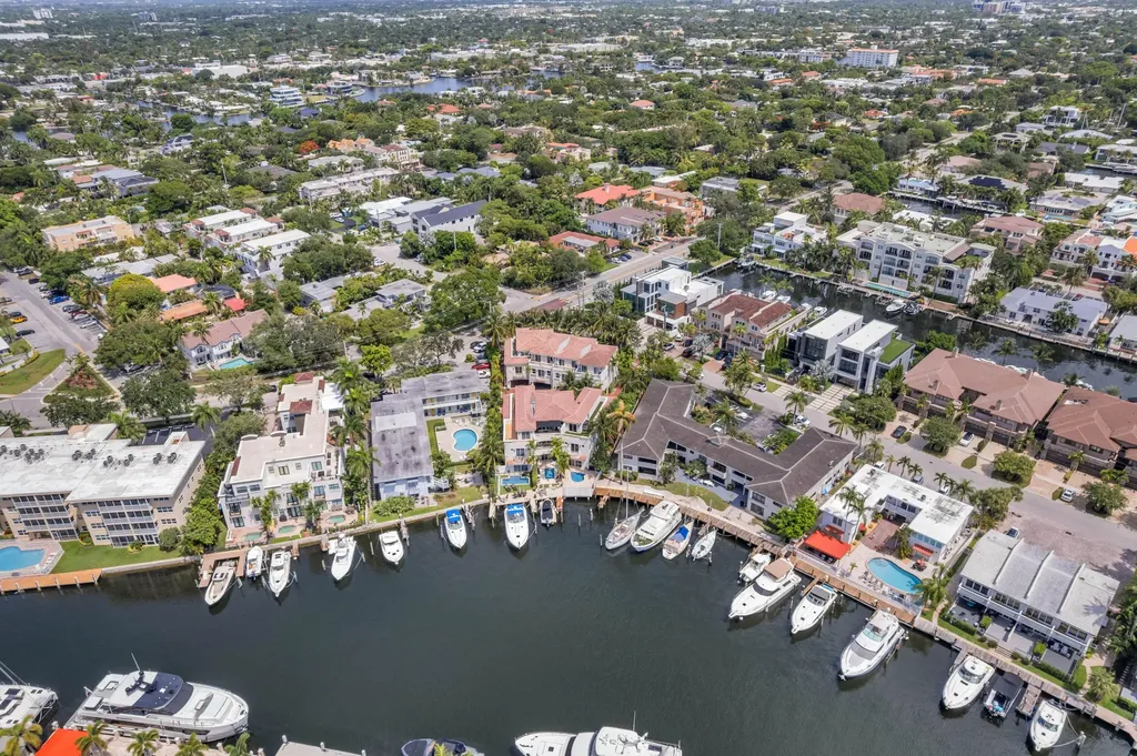 1362 Bayview Drive Fort Lauderdale FL 33304
