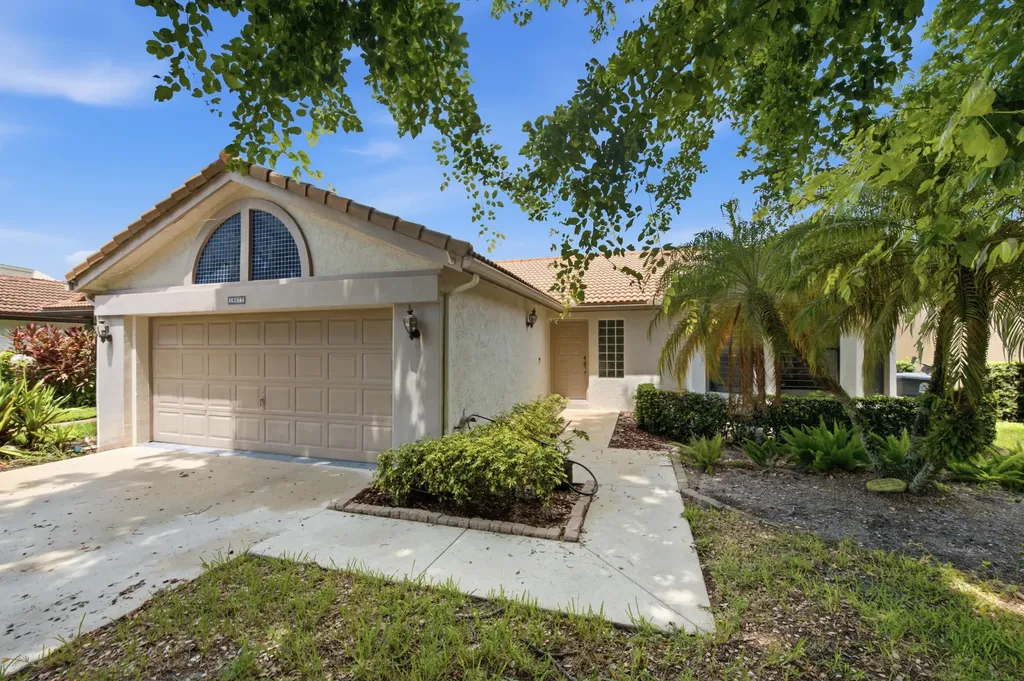 10577 Mendocino Lane Boca Raton FL 33428
