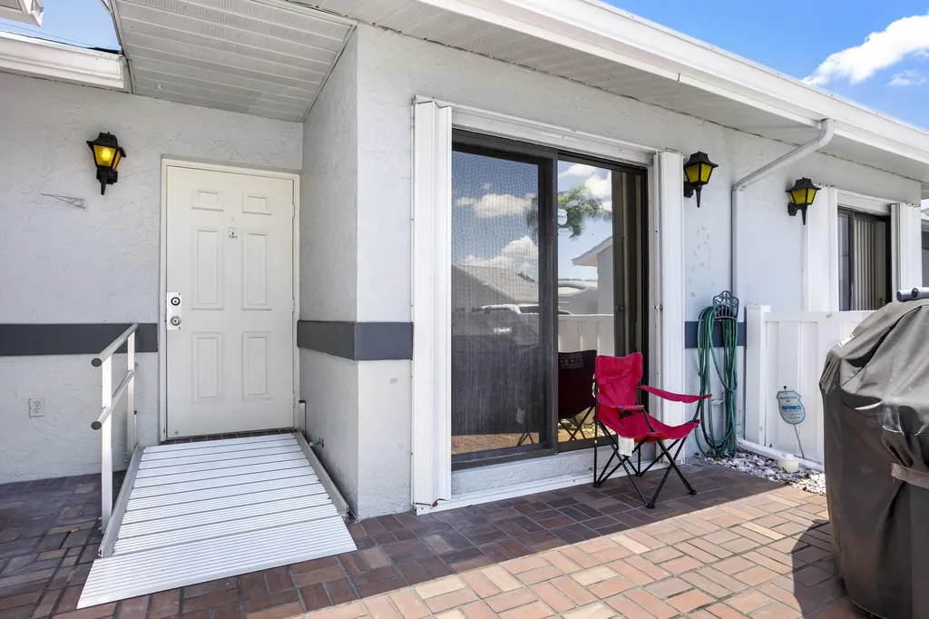2641 Gately Drive W West Palm Beach FL 33415