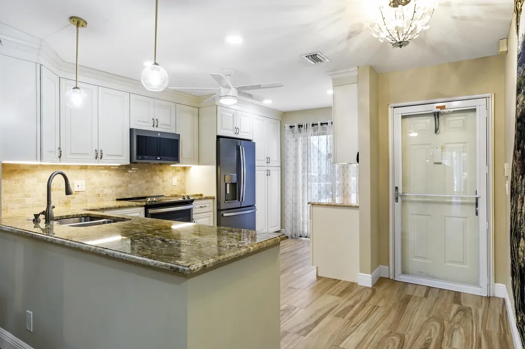 2641 Gately Drive W West Palm Beach FL 33415