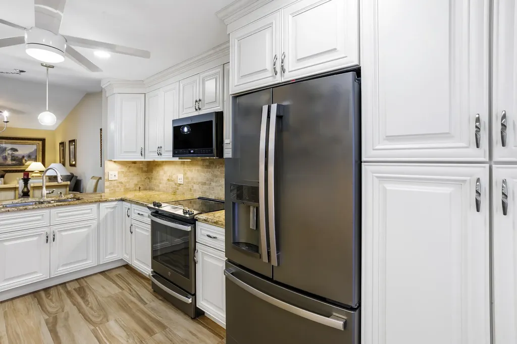 2641 Gately Drive W West Palm Beach FL 33415
