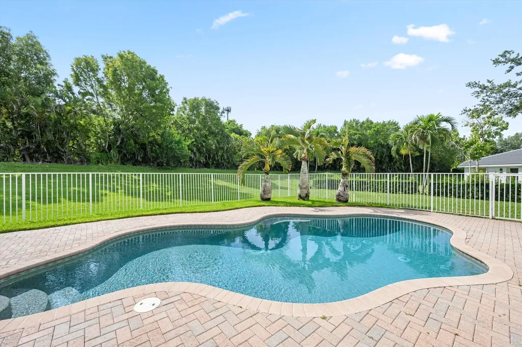 11158 Mainsail Court Wellington FL 33449