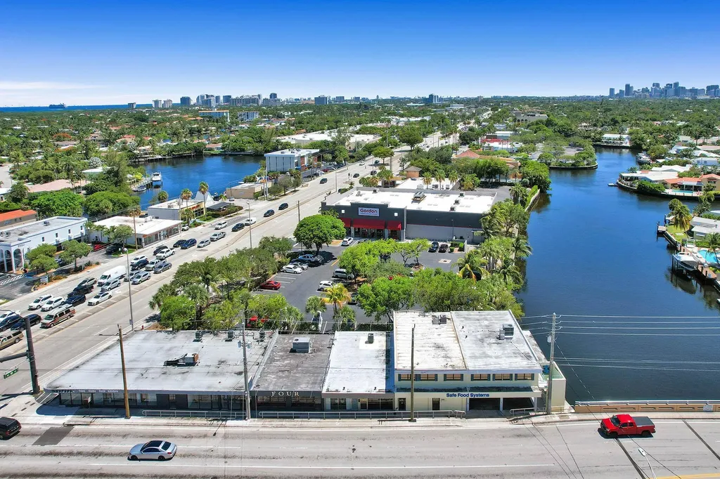 2208 NE 26th Avenue Fort Lauderdale FL 33305