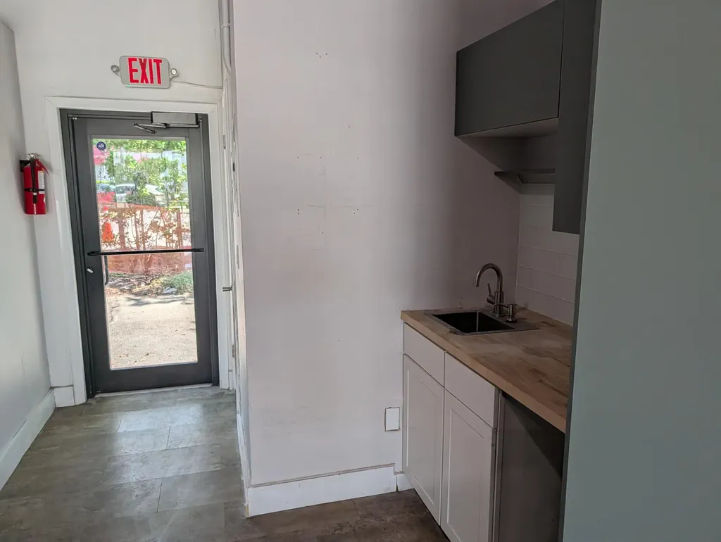 2208 NE 26th Avenue Fort Lauderdale FL 33305