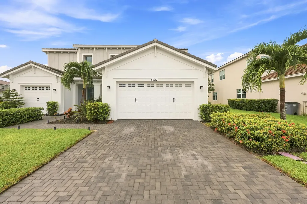 5627 Opal Drive The Acreage FL 33470