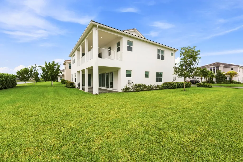 5627 Opal Drive The Acreage FL 33470