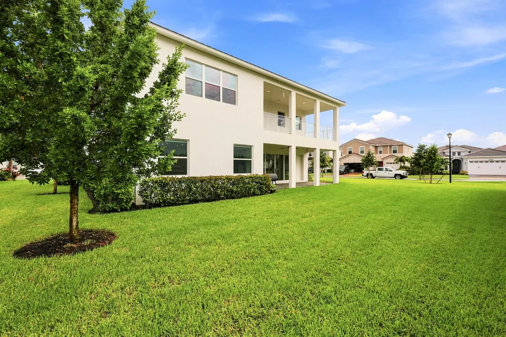 5627 Opal Drive The Acreage FL 33470