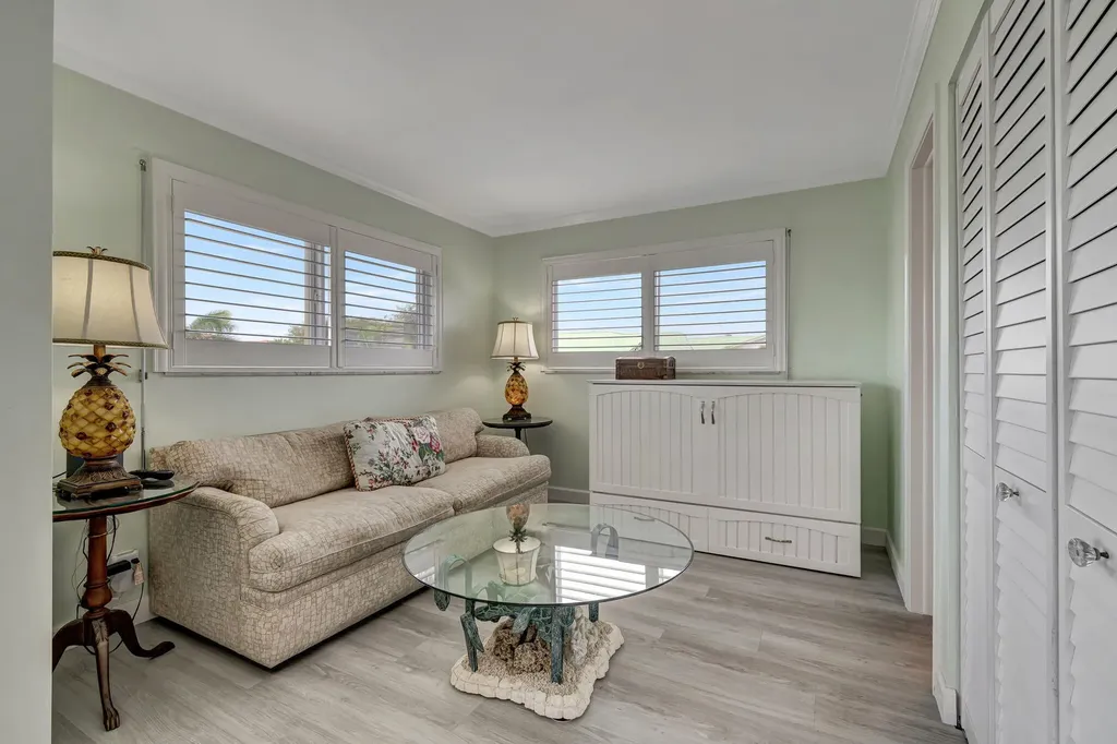 9 Colonial Club Drive Boynton Beach FL 33435