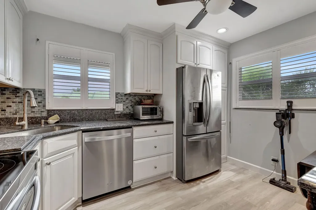 9 Colonial Club Drive Boynton Beach FL 33435