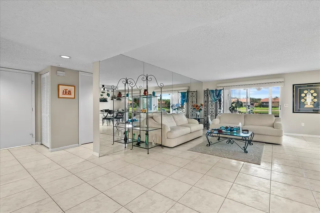 9927 Seacrest Circle Boynton Beach FL 33437