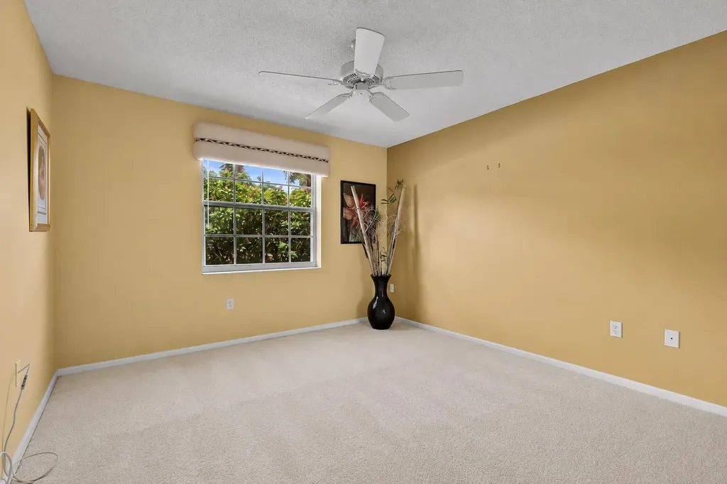 9927 Seacrest Circle Boynton Beach FL 33437