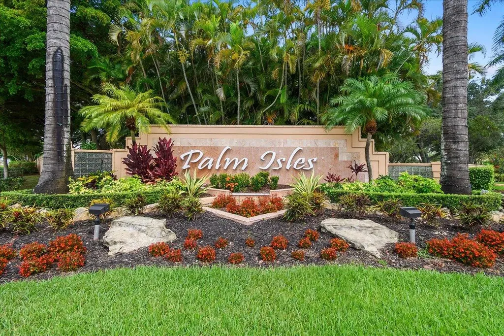 9927 Seacrest Circle Boynton Beach FL 33437