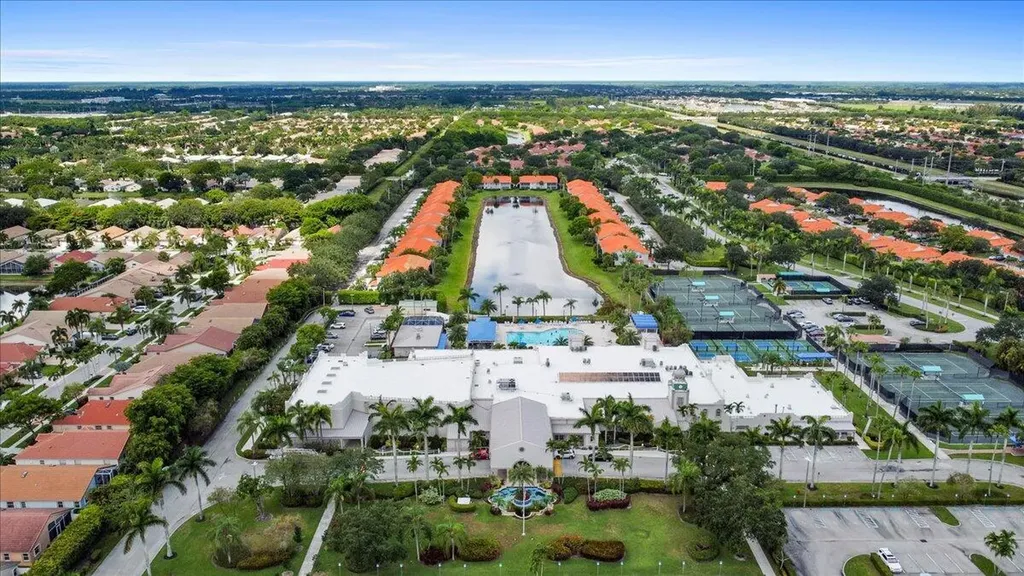 9927 Seacrest Circle Boynton Beach FL 33437