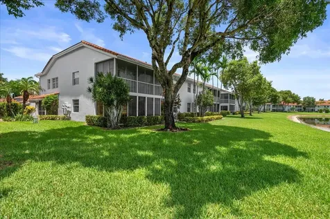 9927 Seacrest Circle Boynton Beach FL 33437