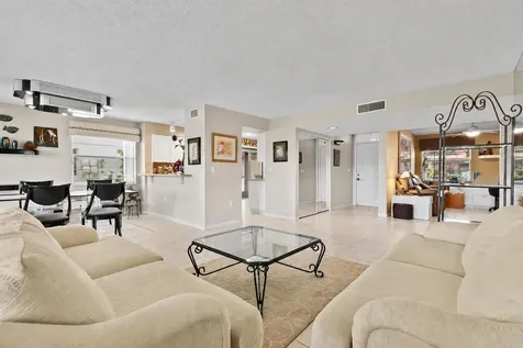 9927 Seacrest Circle Boynton Beach FL 33437