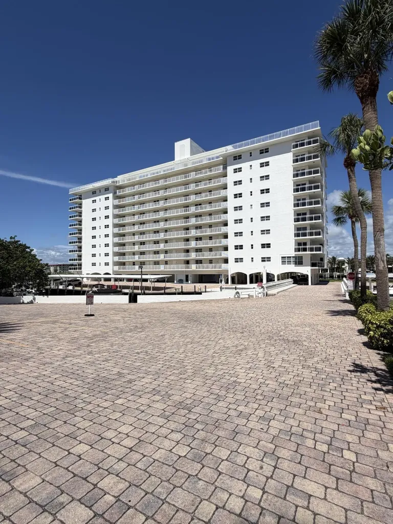 1160 Hillsboro Mile Hillsboro Beach FL 33062