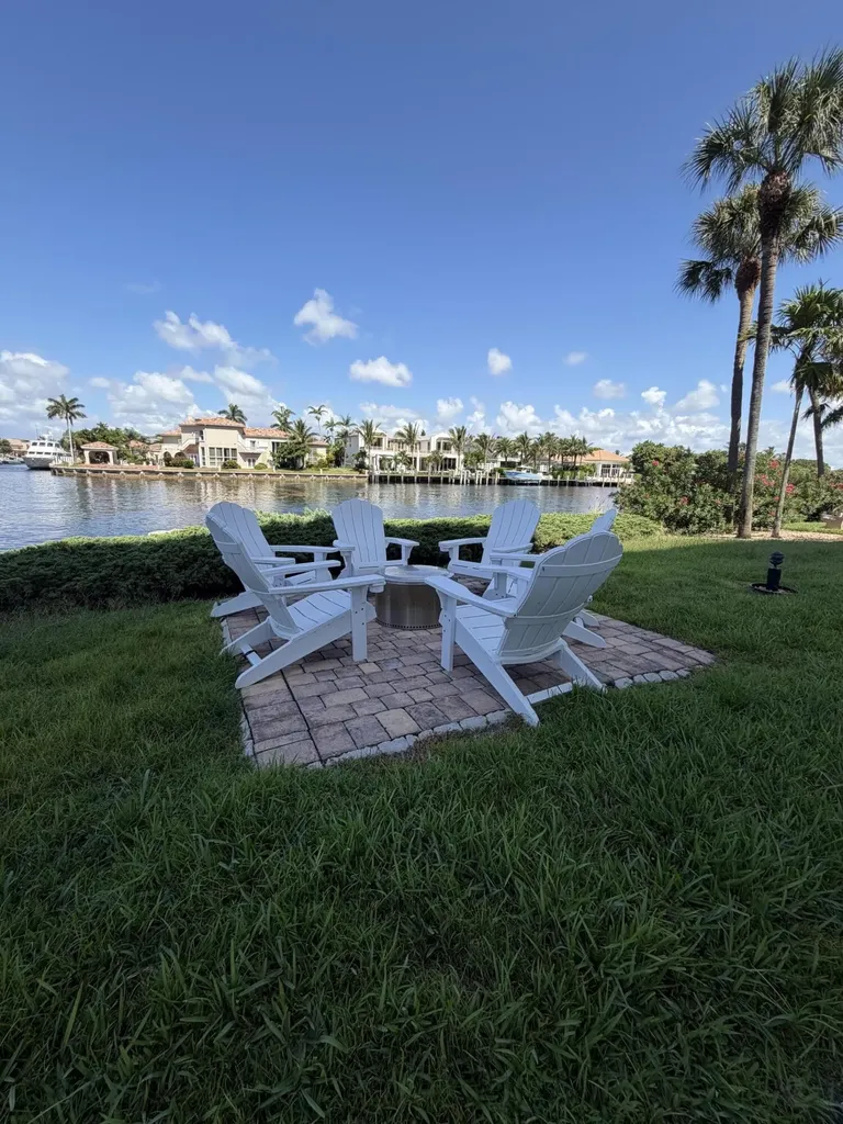 1160 Hillsboro Mile Hillsboro Beach FL 33062
