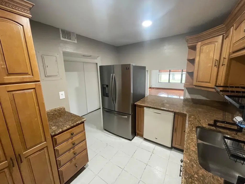 2322 S Cypress Bend Drive Pompano Beach FL 33069