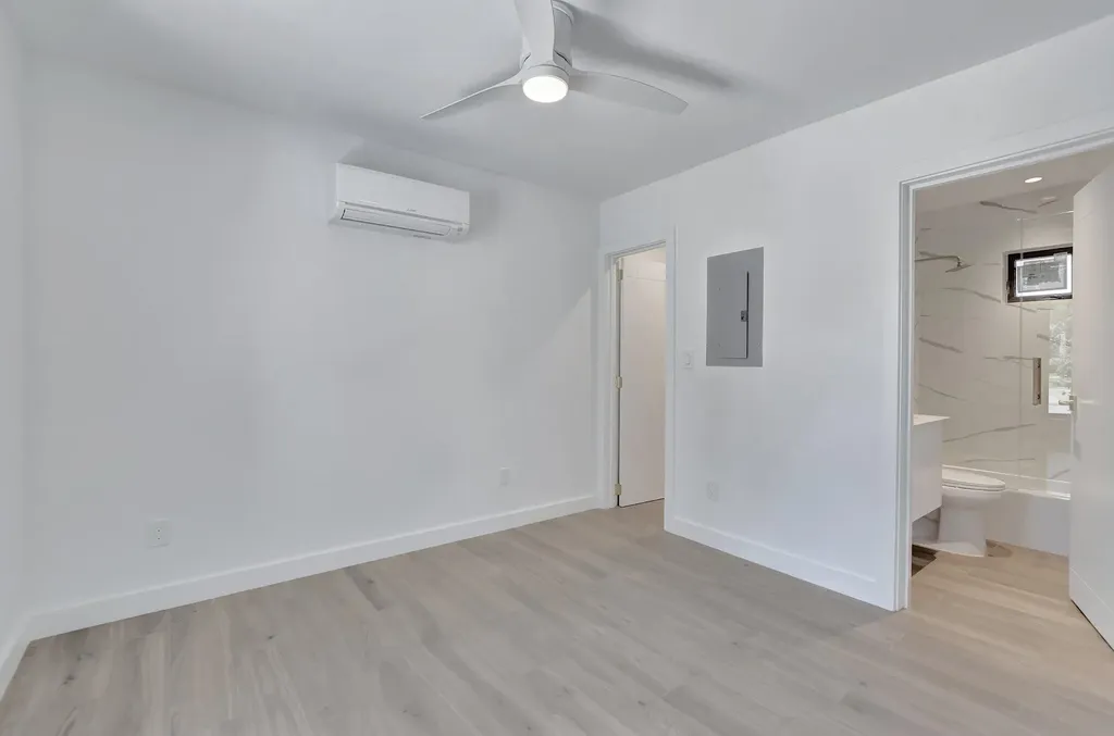1361 SE 4th Street Deerfield Beach FL 33441