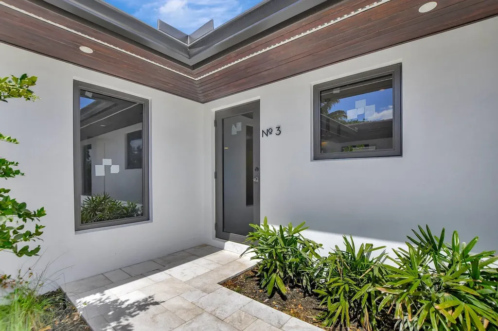 1361 SE 4th Street Deerfield Beach FL 33441