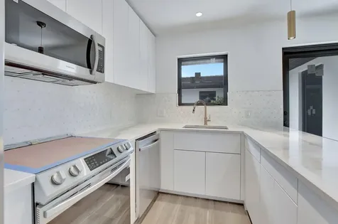 1361 SE 4th Street Deerfield Beach FL 33441
