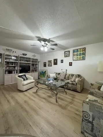 4001 Upminster J Deerfield Beach FL 33442