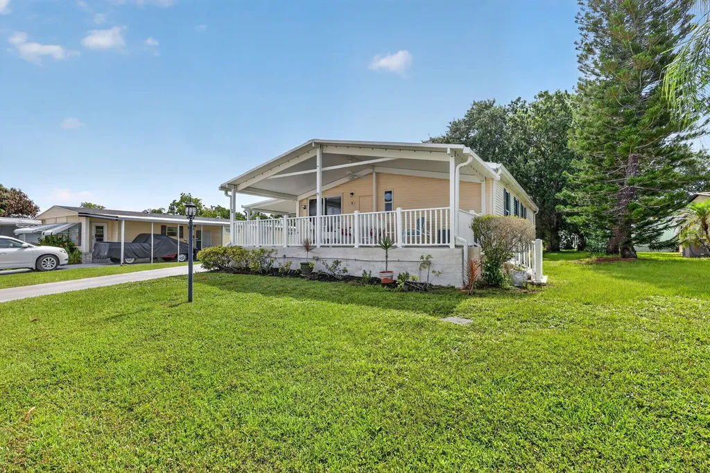 5 Montilla Way Port St Lucie FL 34952