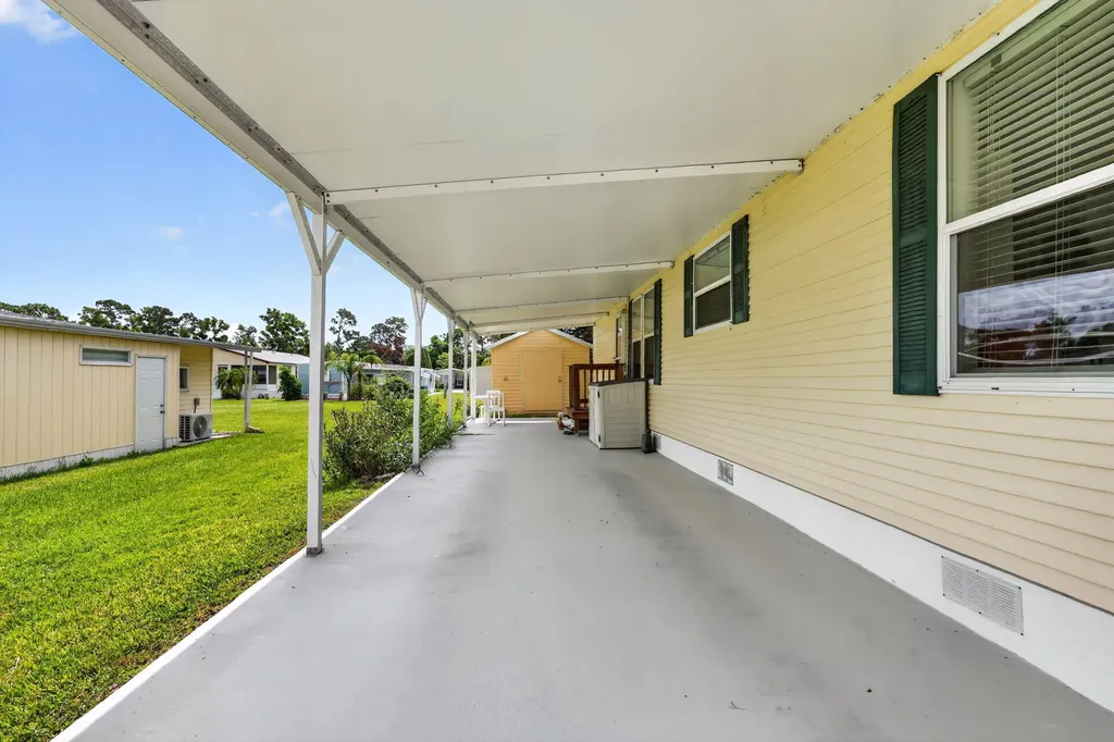 5 Montilla Way Port St Lucie FL 34952