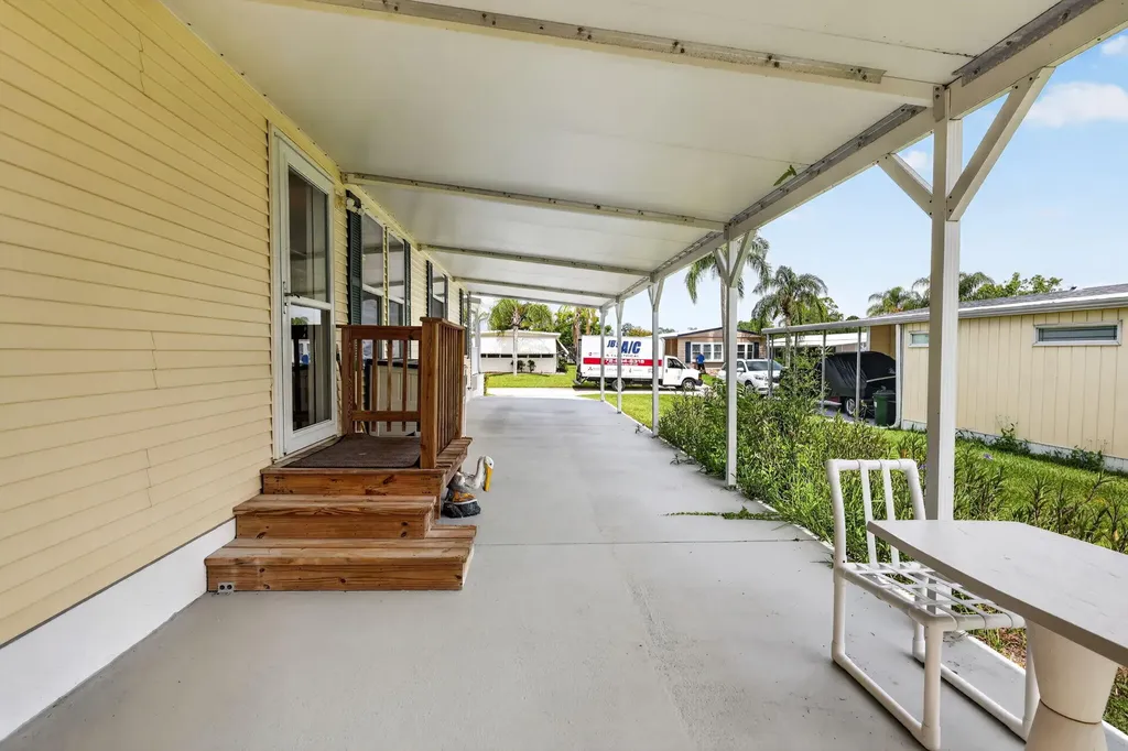 5 Montilla Way Port St Lucie FL 34952