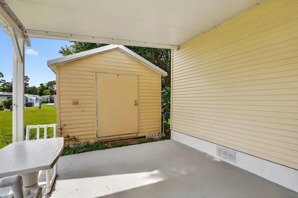 5 Montilla Way Port St Lucie FL 34952
