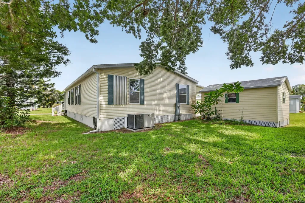 5 Montilla Way Port St Lucie FL 34952