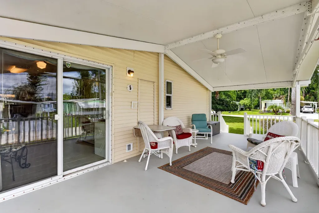 5 Montilla Way Port St Lucie FL 34952