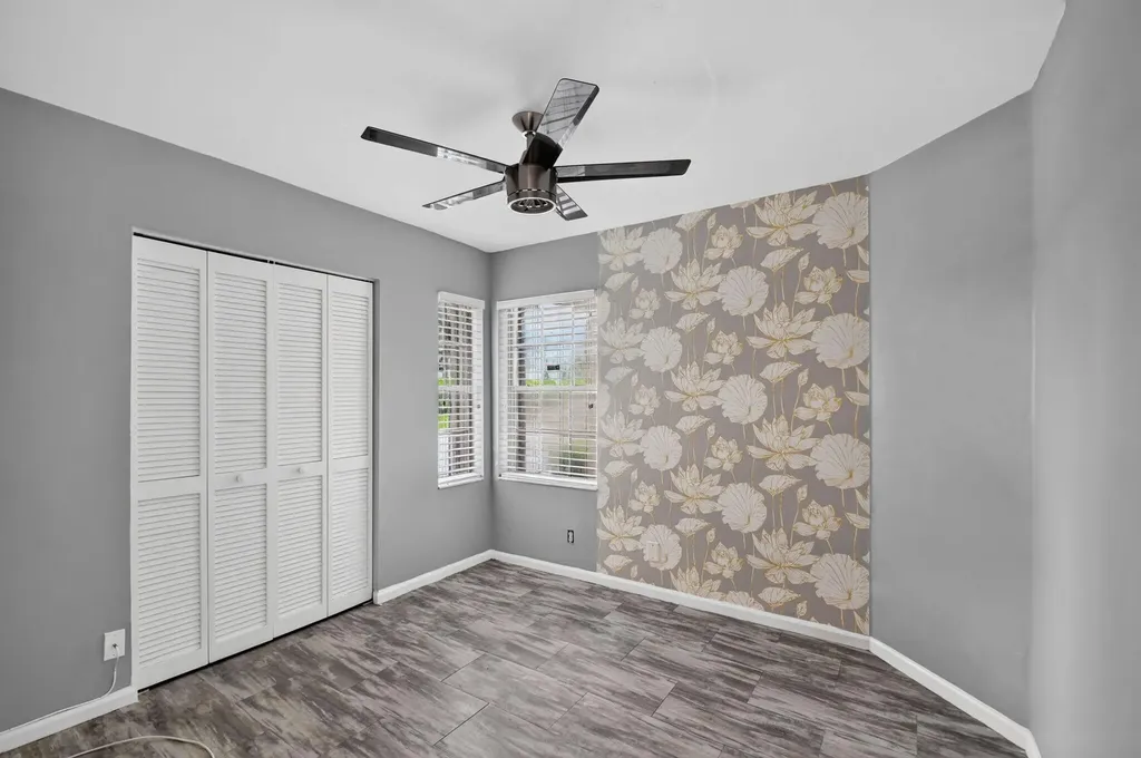 208 Caribe Court Greenacres FL 33413