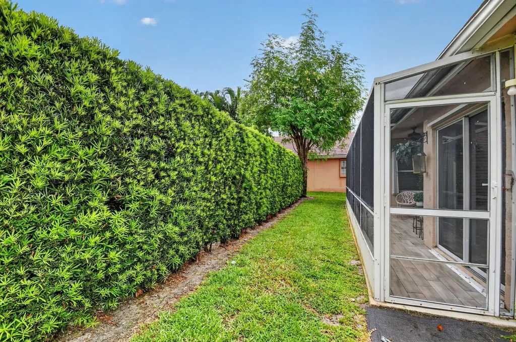208 Caribe Court Greenacres FL 33413