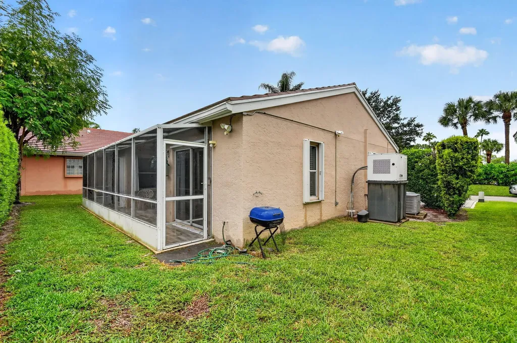 208 Caribe Court Greenacres FL 33413