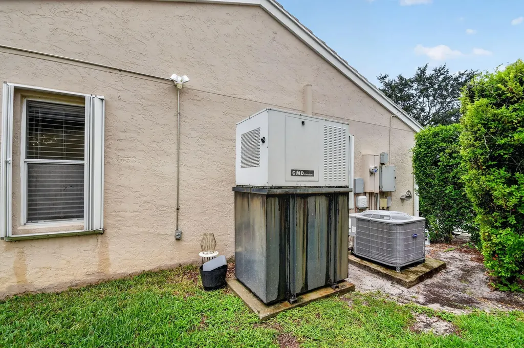 208 Caribe Court Greenacres FL 33413