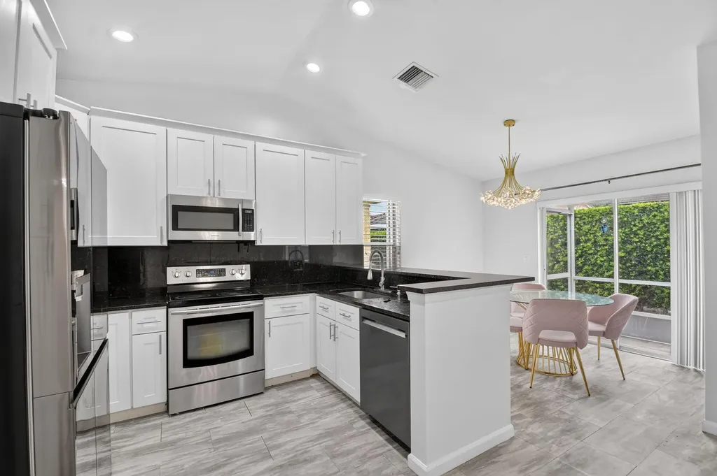208 Caribe Court Greenacres FL 33413