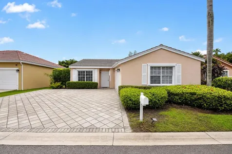 208 Caribe Court Greenacres FL 33413