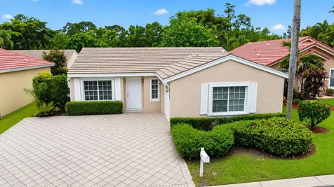 208 Caribe Court Greenacres FL 33413