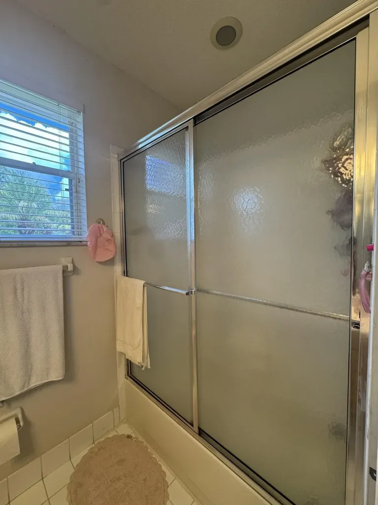 1528 SE Holyrood Lane Port St Lucie FL 34952