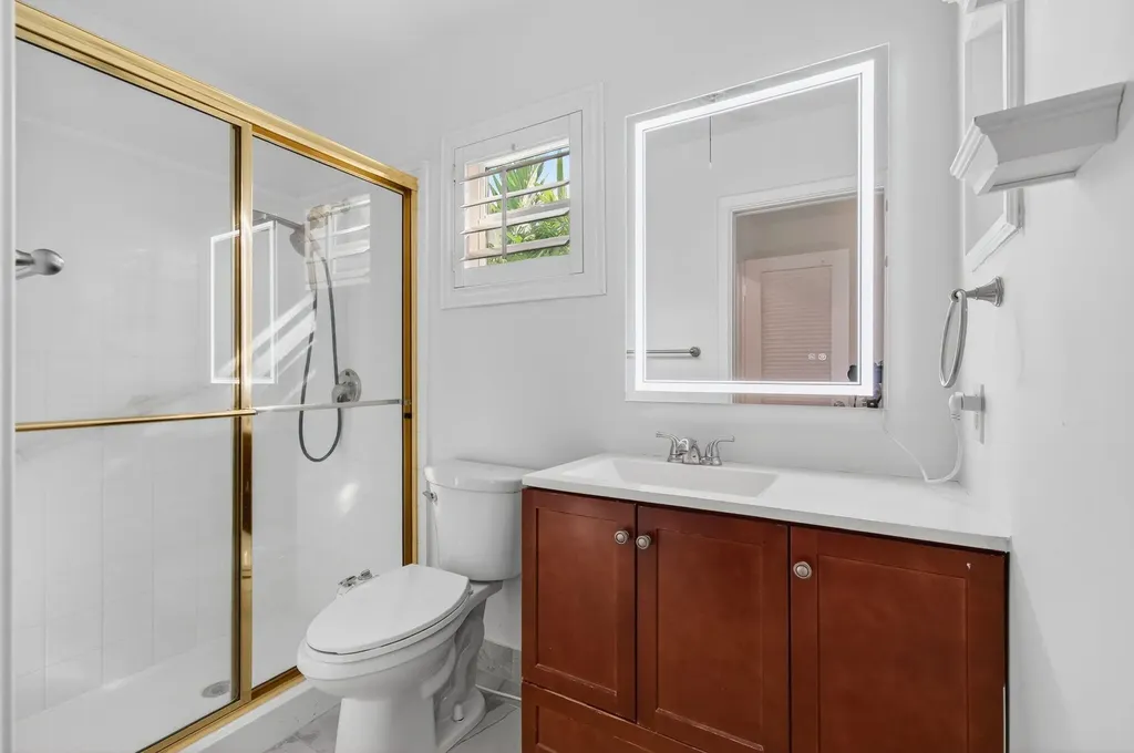 699 NW 16th Avenue Boca Raton FL 33486