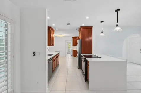 699 NW 16th Avenue Boca Raton FL 33486