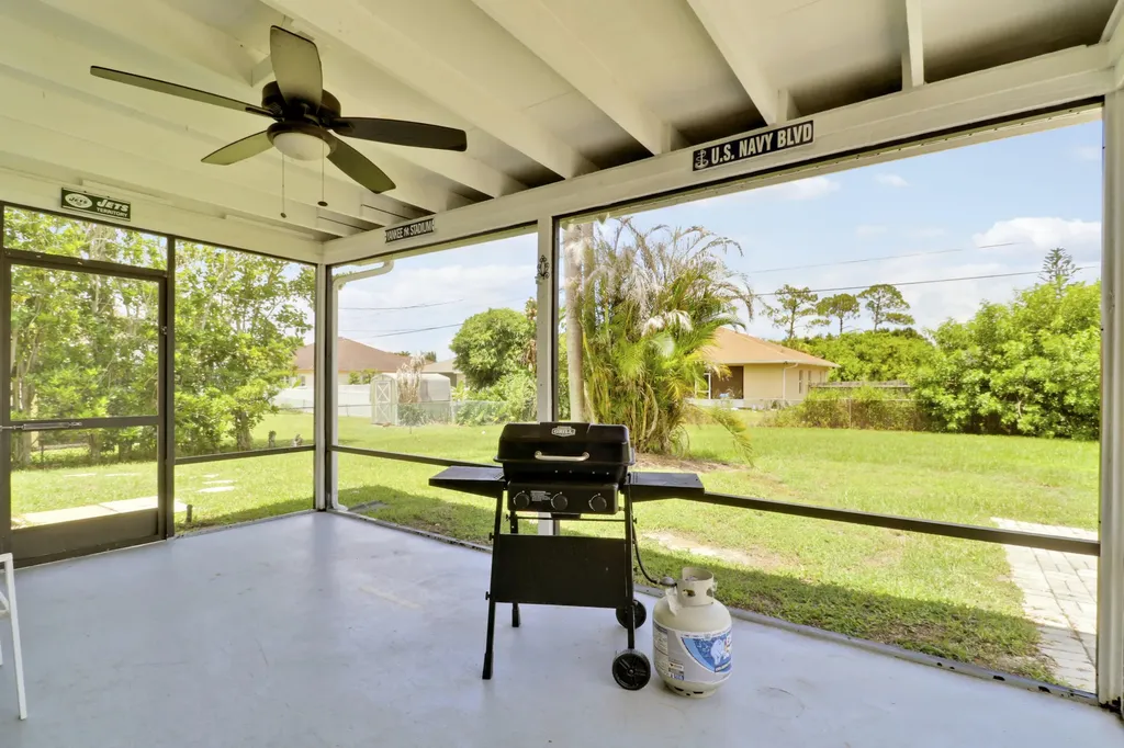 2889 SW Vittorio Street Port St Lucie FL 34953