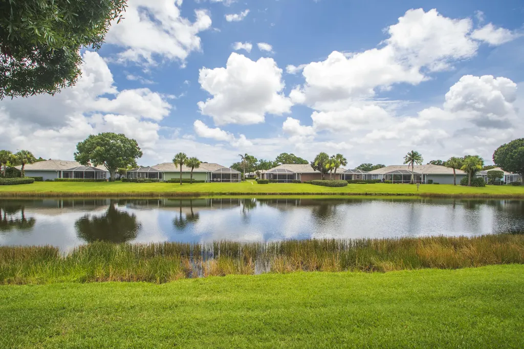 1256 NW Bentley Circle Port St Lucie FL 34986