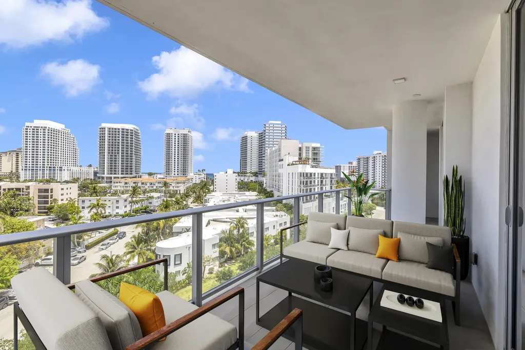 435 Bayshore Drive Fort Lauderdale FL 33304