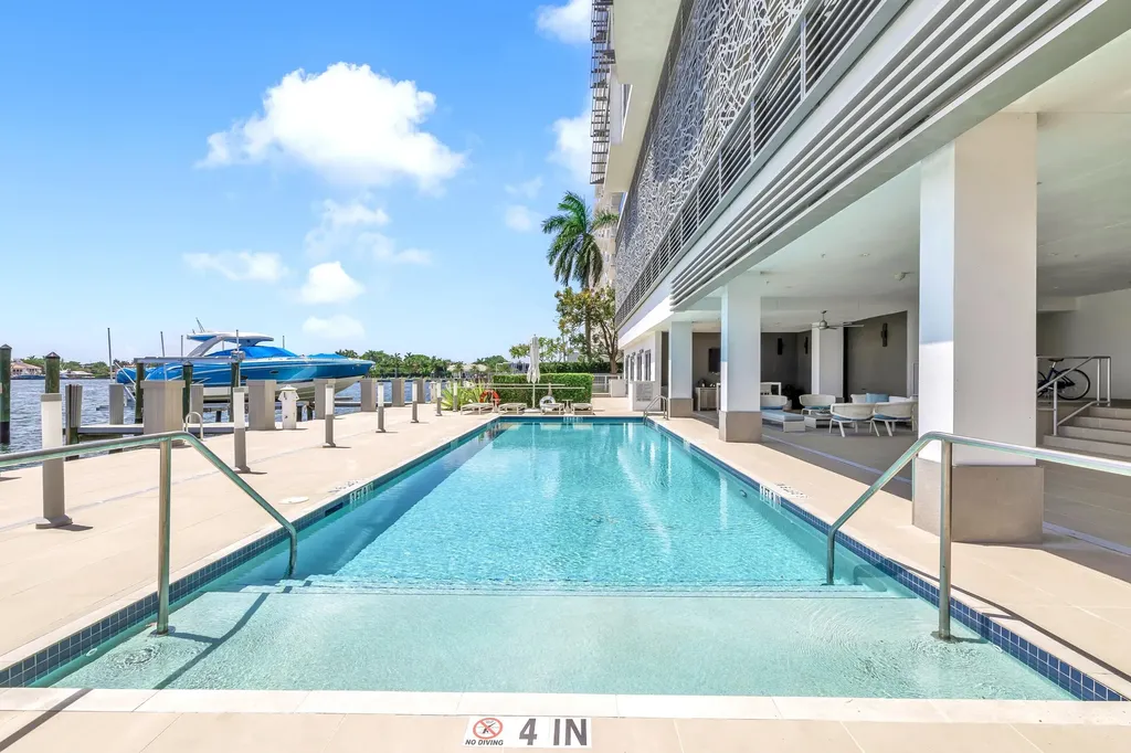 435 Bayshore Drive Fort Lauderdale FL 33304