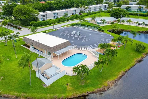 2722 Peer Lane Delray Beach FL 33445