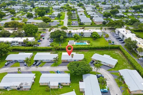 2722 Peer Lane Delray Beach FL 33445
